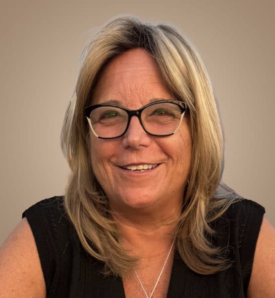 Bonnie Swanson Headshot