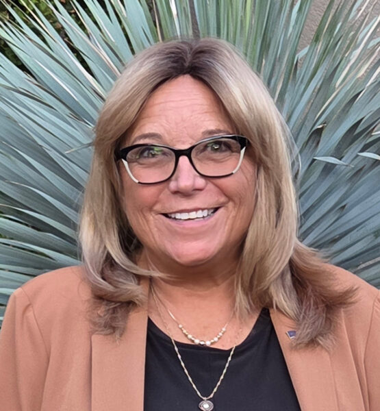 Bonnie Swanson Headshot