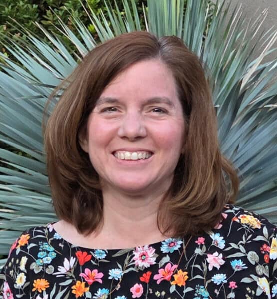 Danielle Levy Headshot